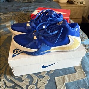 Nike Blue and Gold Sneakers “Greek Freak” Giannis